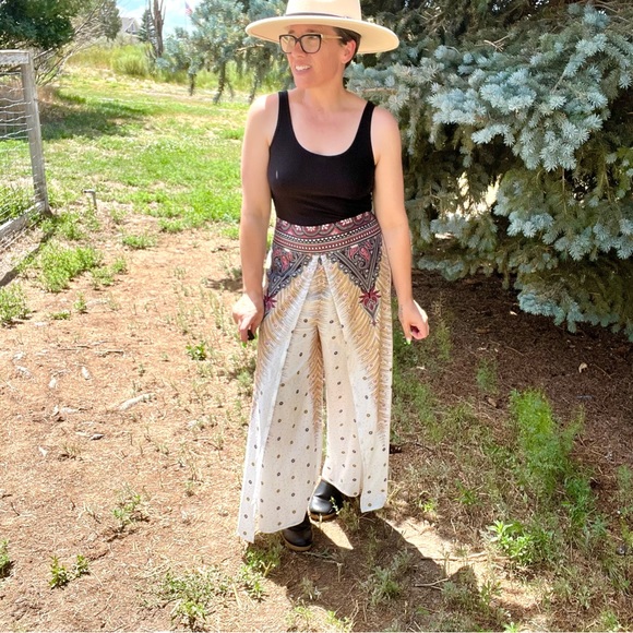 Bohemian Hippie Flowy Wide Leg Pants With Overlay - Picture 3 of 6